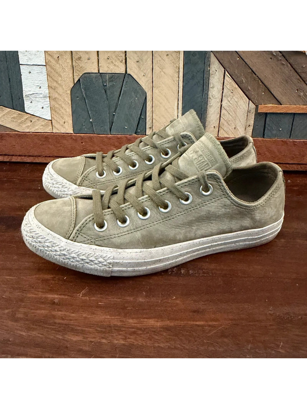 Converse Chuck Taylor All Star Low Field Surplus Olive Green Suede Shoes Size W8
